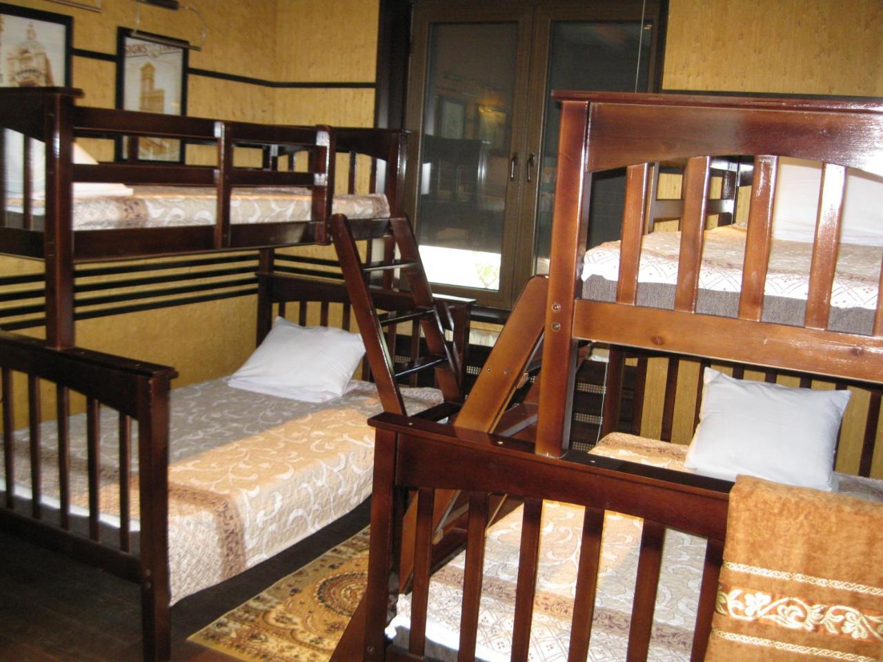 Homestay B&B Hostel ทาชเคนต์ ภายนอก รูปภาพ